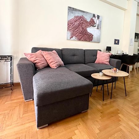 Harokopio Apartment In Athena Bagian luar foto