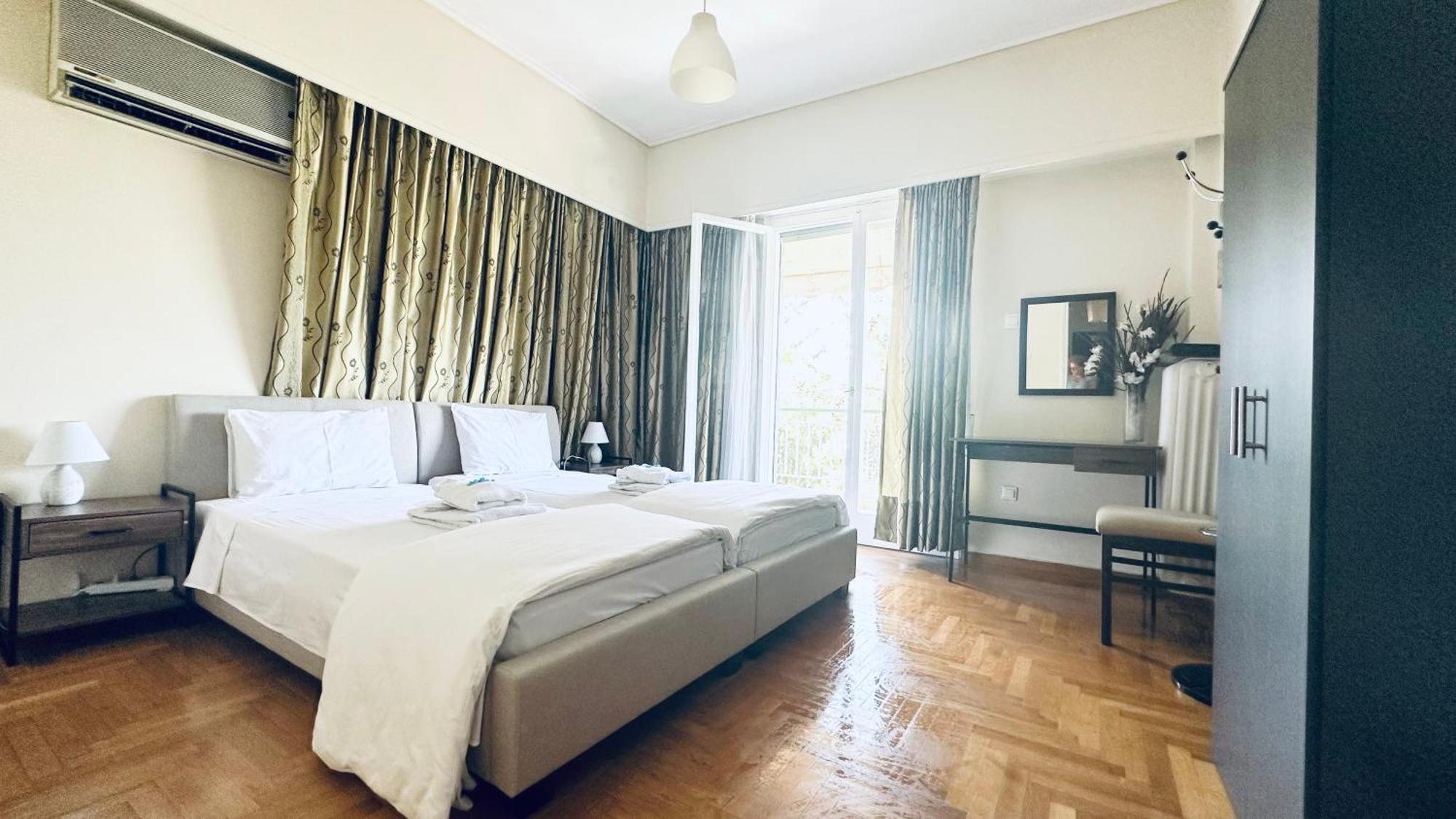 Harokopio Apartment In Athena Bagian luar foto